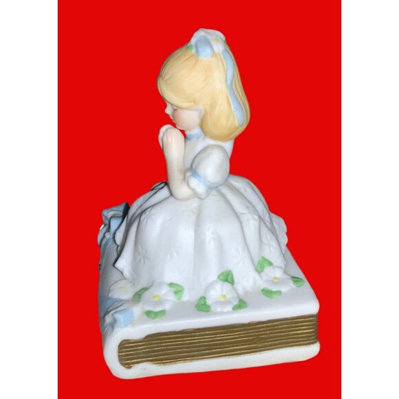 Enesco  First Communion Girl Religious Figurine - Picture 6 of 10